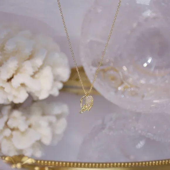 NEW 14K Gold Plated Diamond Angel Wing Necklace - Picture 8 of 9